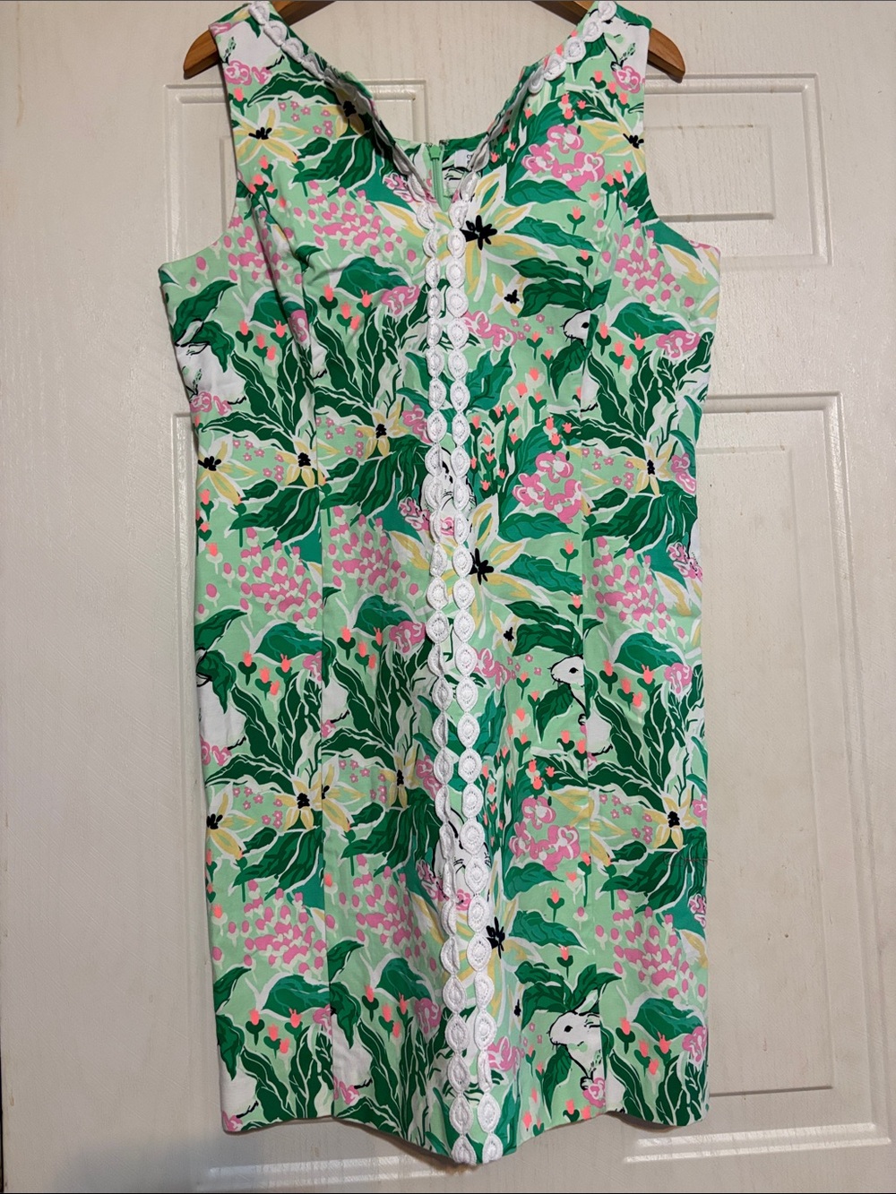 crown & ivy Green Floral Shift Dress with Pink and Yellow Accents
